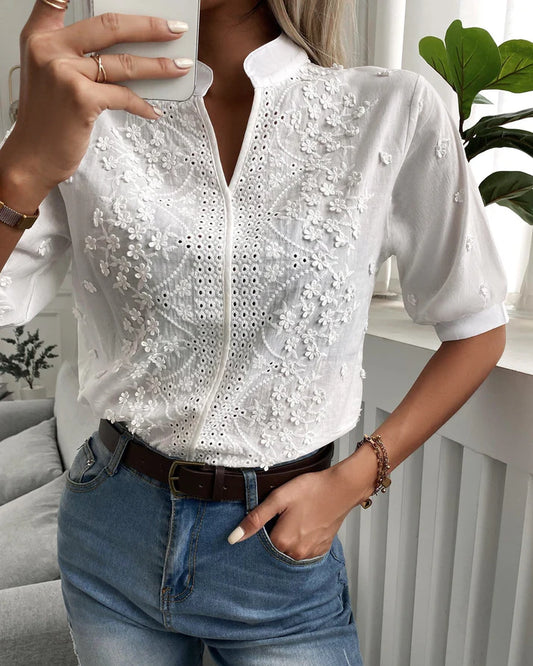 Geborduurde Bloemen Kant Top | Wybina Blouse