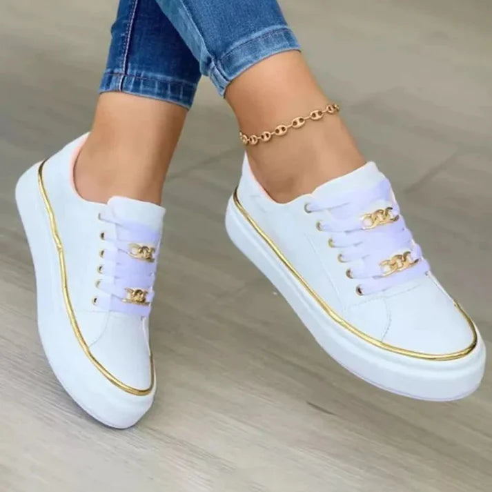 Damessneakers met Gouden Chique Accent | Anastasia